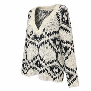 POL Cream Black Aztec print V Neck Bell Sleeve Sweater